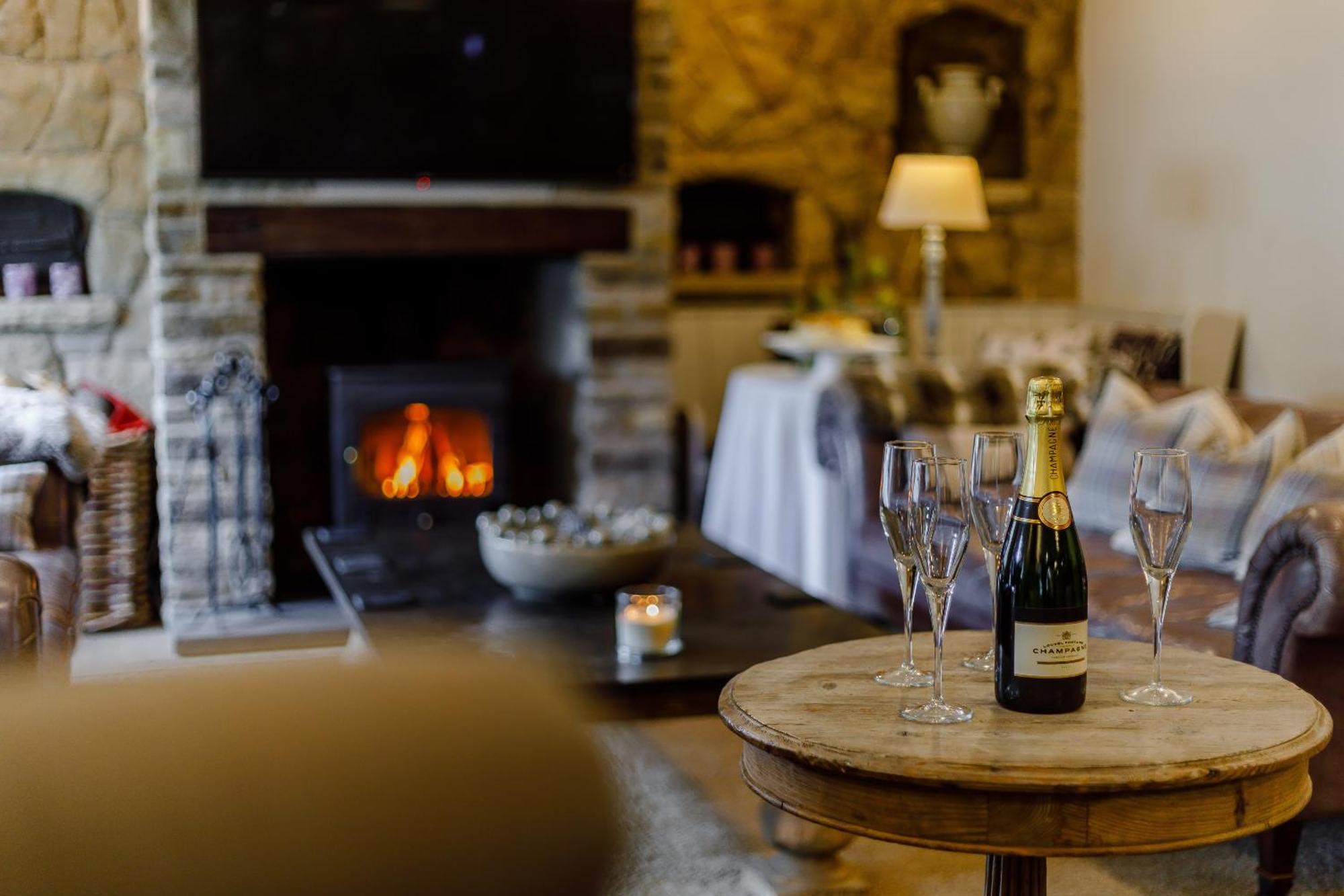 The Grousemoor - North Wales Luxury 7 Bedroom Holiday Rental Llandegla Eksteriør billede